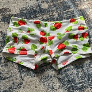 Fleo Strawberry Low Rise Contour shorts